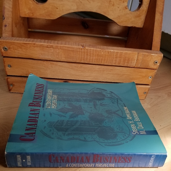 🎓BOOK - Canadian Business by Appelbaum & Beckman - Picture 2 of 3